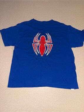 Marvel Spider-Man boys size large 10/12 short sleeve t-shirt blue red white
